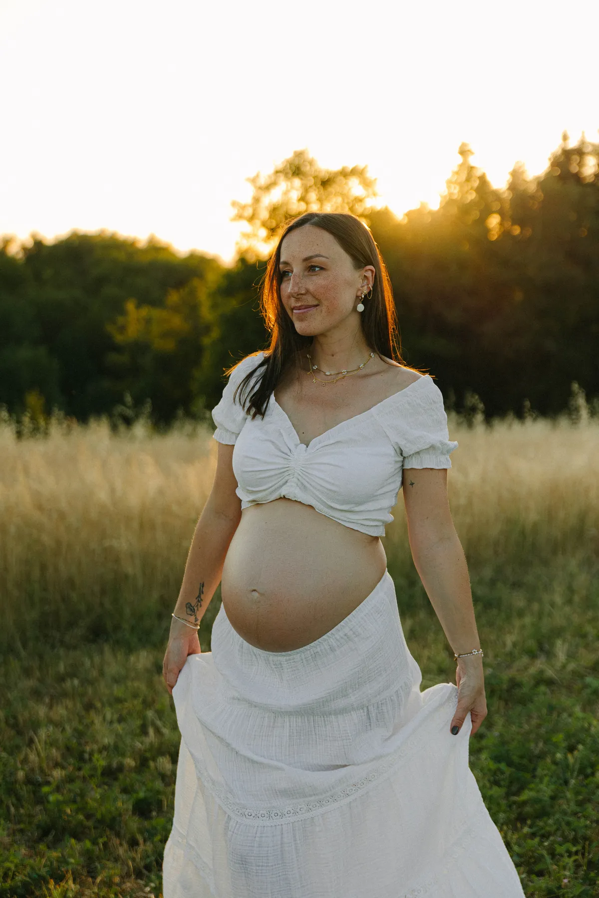femme-enceinte-nature